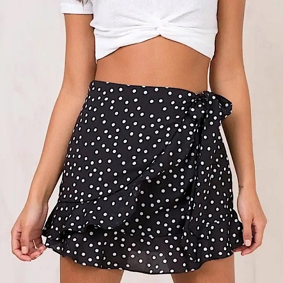 PRINCESS POLLY Black White Polka Dot Wrap Skirt M 8 - Picture 2 of 5